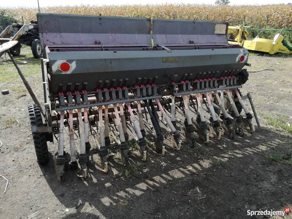 Sprzedam SIEWNIK poznaniak ze skrzynią olejową Ozorków