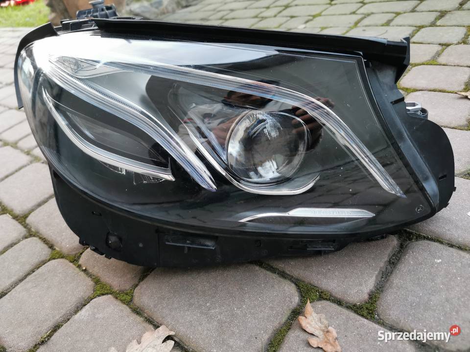 MERCEDES EKLASA W213 REFLEKTOR PRAWY MULTIBEAM Świerzawa