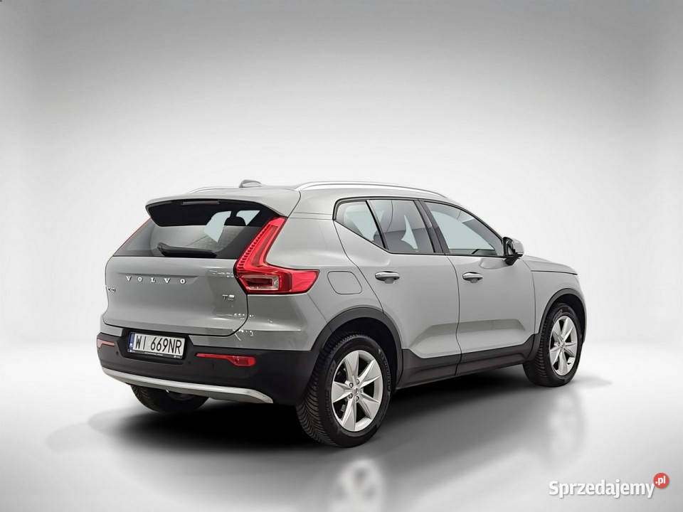 Volvo XC 40 T2 Core aut Z Polskiego Salonu Warszawa