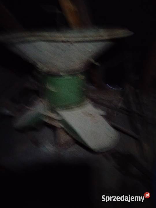 Śrutownik Bąk z silnikiem Chocicza