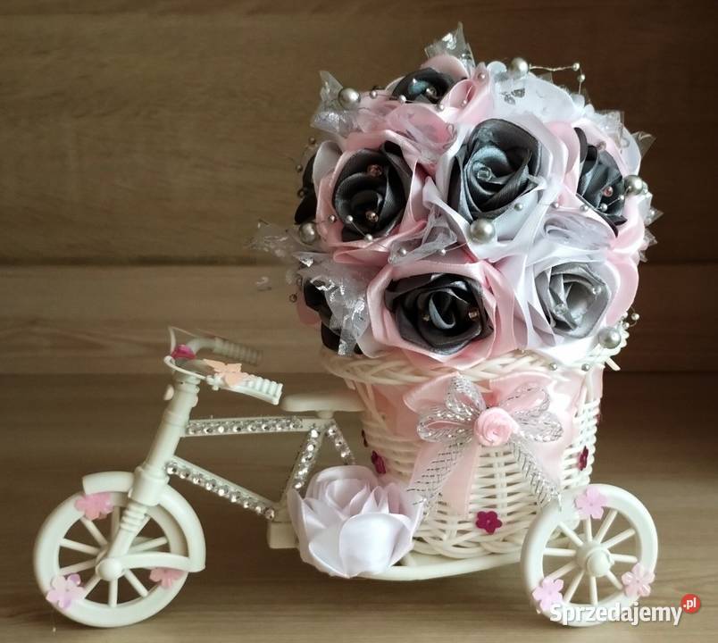 Bukiet róż w rowerku na Dzień Babci handmade Grodków
