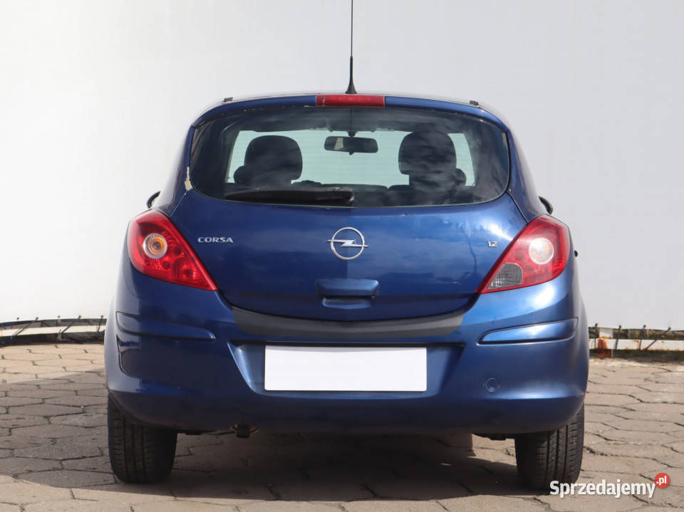 Opel Corsa 12 niebieski