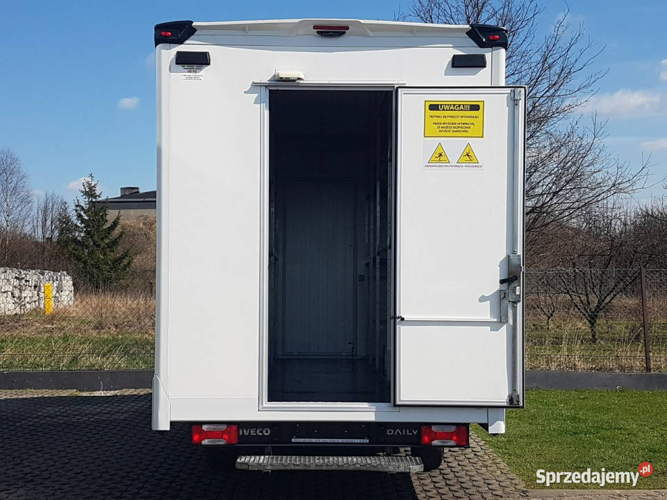 Iveco Daily KONTENER NISKOPODŁOGOWY 443x223x242 zarejestrowany w Polsce śląskie Poręba