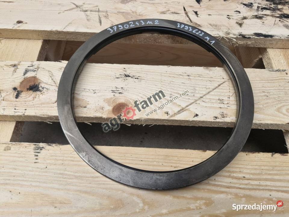 Tłok Massey Ferguson 6235 6255 6445 6455 dolnośląskie Byków sprzedam