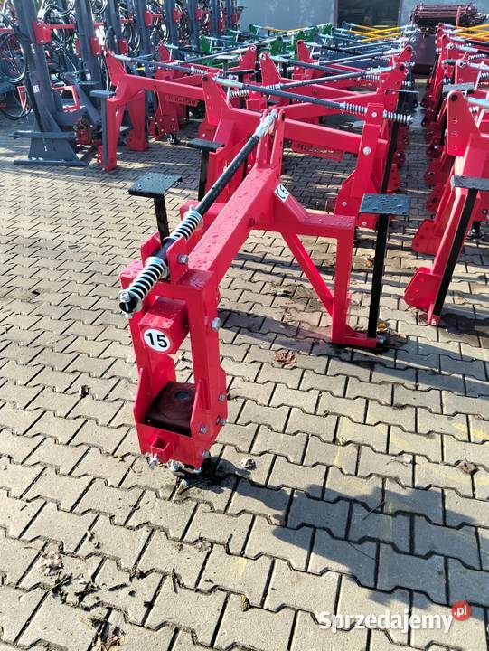 Świder z przesuwem hydraulicznym Demarol Tomaszew