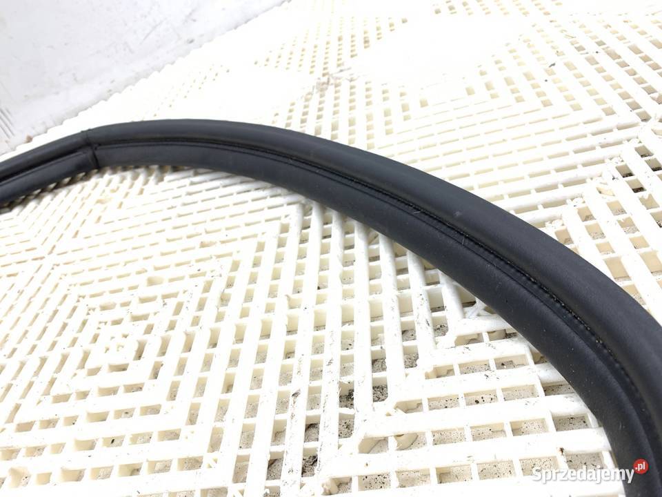 USZCZELKA KLAPY BAGAŻNIKA JEEP GRAND CHEROKEE WK