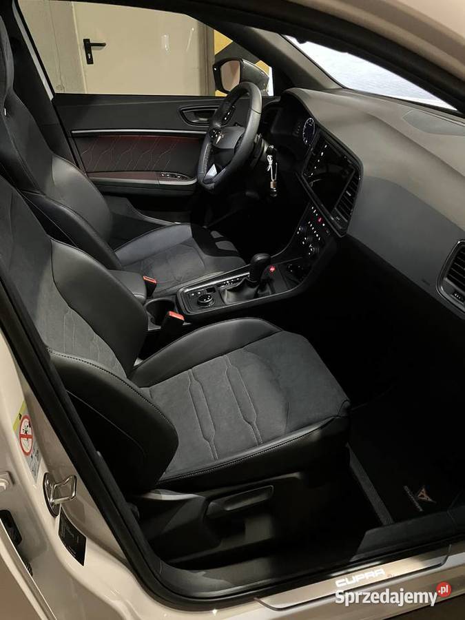 Pierwszy właściciel salon Garażowany DCC El Rok produkcji 2024 Kraków