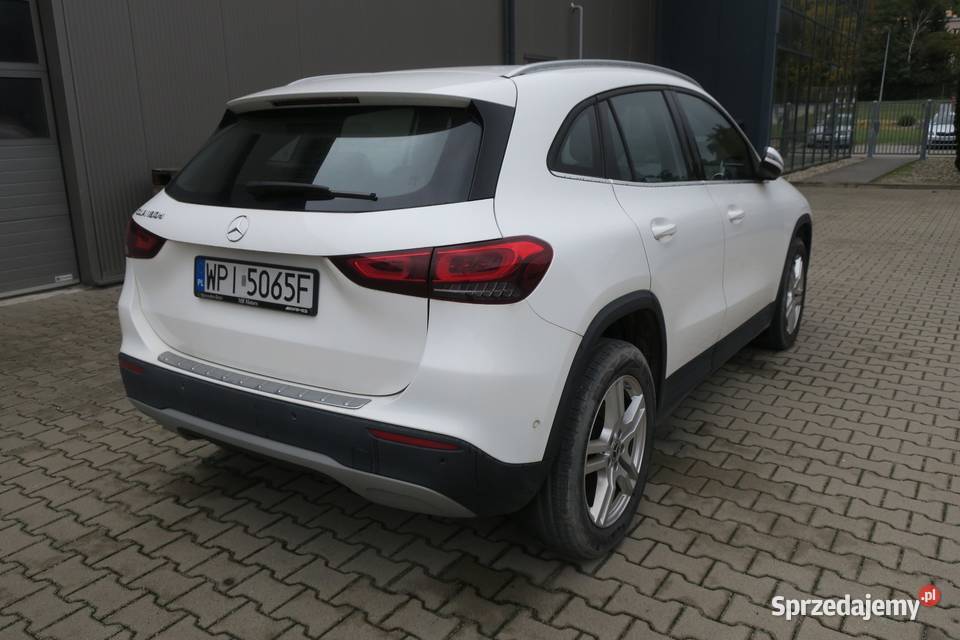 Samochód osobowy MERCEDESBENZ GLA 180d Opoczno