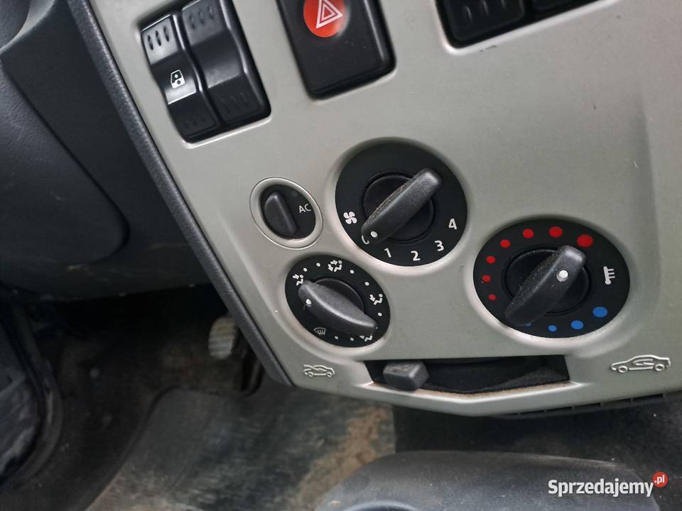 Dacia Logan Kombi 16 SCE K4M710 K4M718 DVD42 Jastrzębie-Zdrój
