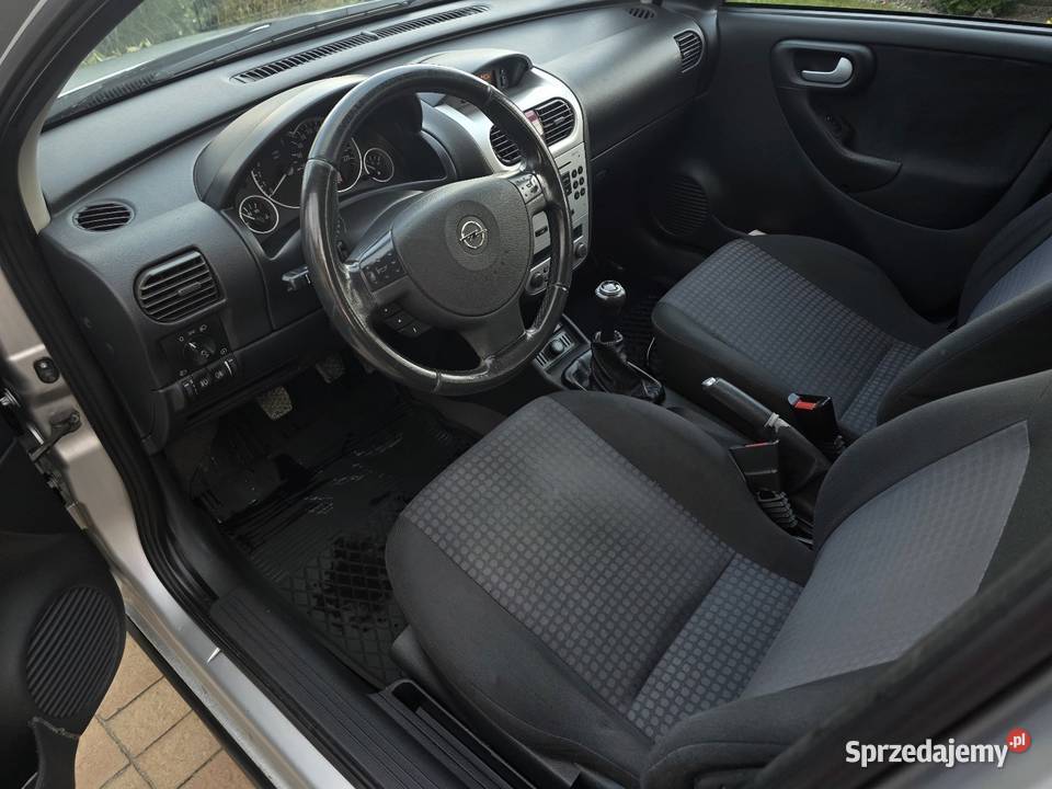 Opel Corsa C 12 benzyna Rok produkcji 2005 Rzeszów