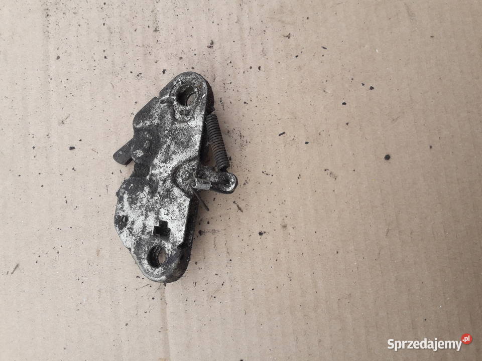 ZAMEK BAGAZNIKA MALUCH FIAT 126P KLAPY 650E Sokolniki