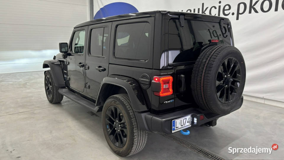 Jeep Wrangler Unlimited JL Plugin Hybrid E6d kamera cofania Grójec