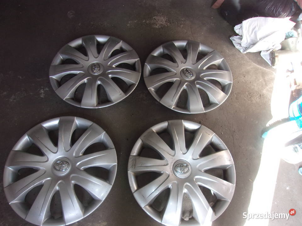 Oryginalne kołpaki 15 Toyota Ostrowiec Świętokrzyski sprzedam