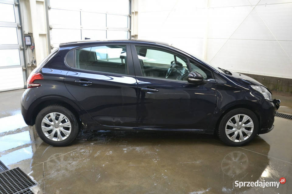 Peugeot 208 15 HDI 100 oszczędny nawigacja klima manualna Kęty