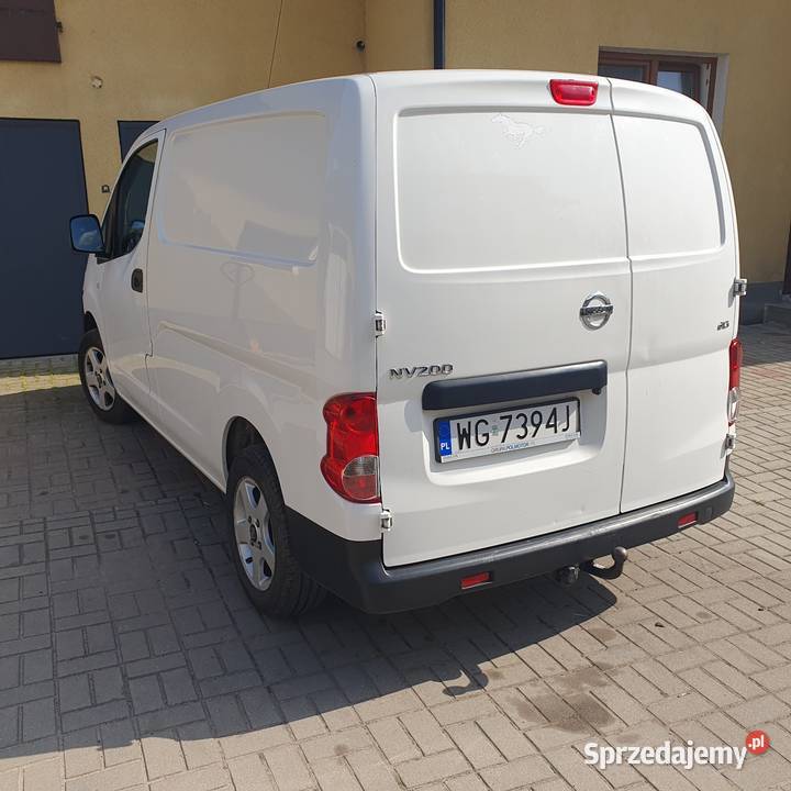 Sprzedam nissana nv 200 15 2013r
