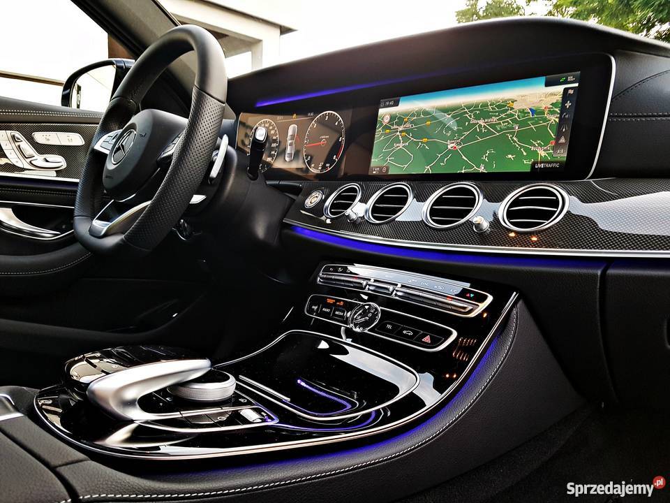 MERCEDES Czarna Limuzyna AMG do ślubu Wynajem Kalisz usługa