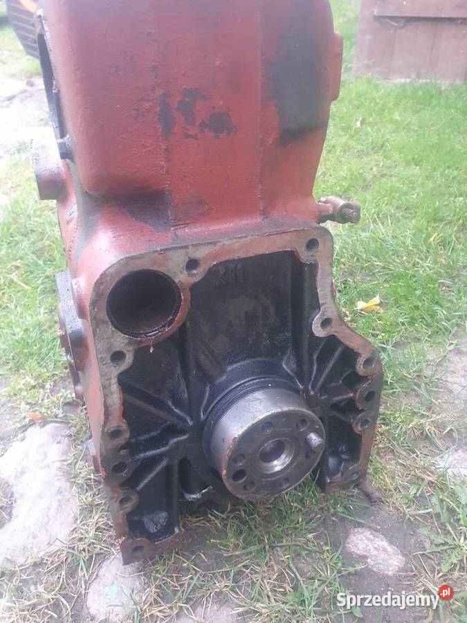 Blok silnika wał korbowy Ursus C328 osiowaniu 3
