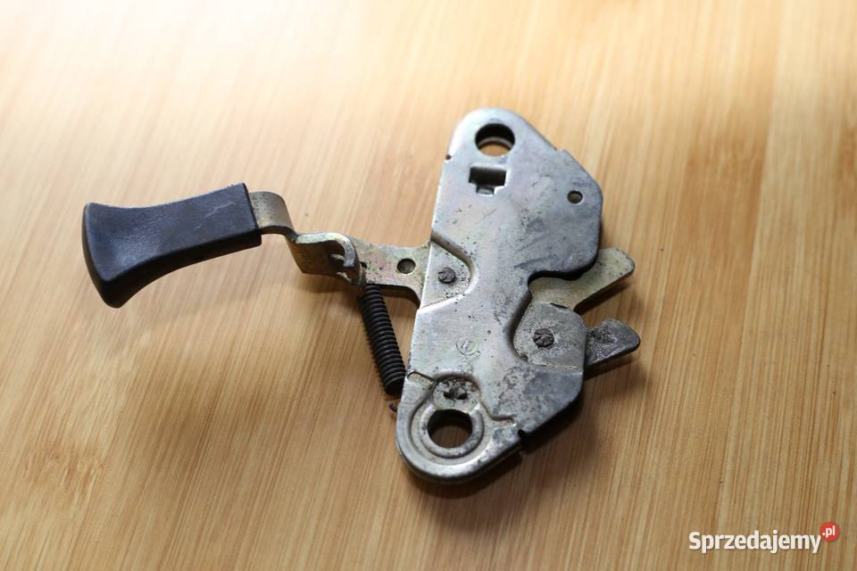 Oryginalny zamek klapy bagażnika Fiat 126p