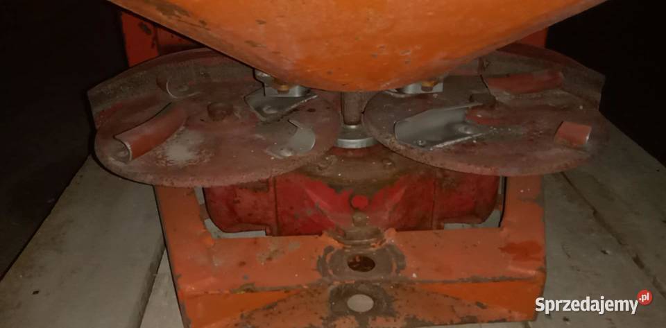 Rozsiewacz Rauch Mońki