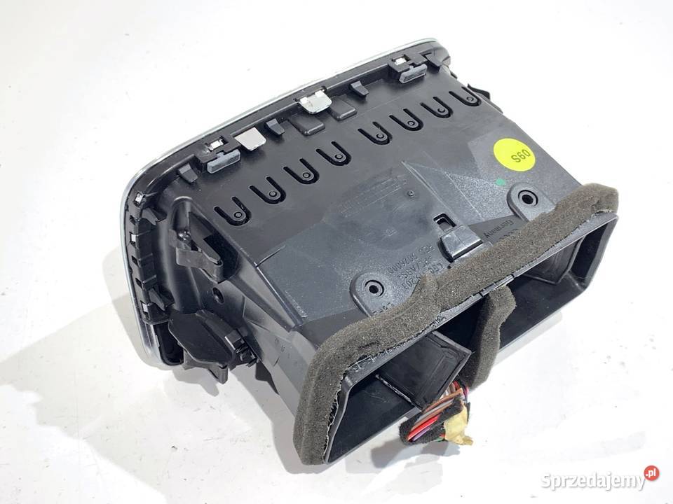 KRATKA NAWIEWU TYŁ AUDI A7 4G 4G0819203