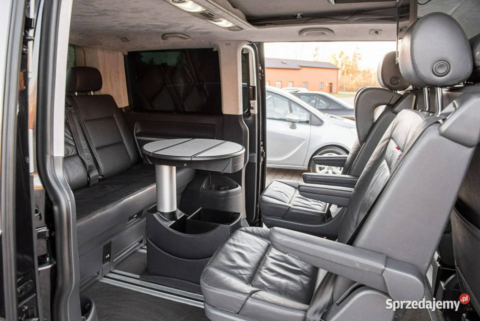 Volkswagen Multivan Highline 25TDI 175 DSG 7os Volkswagen Zwoleń