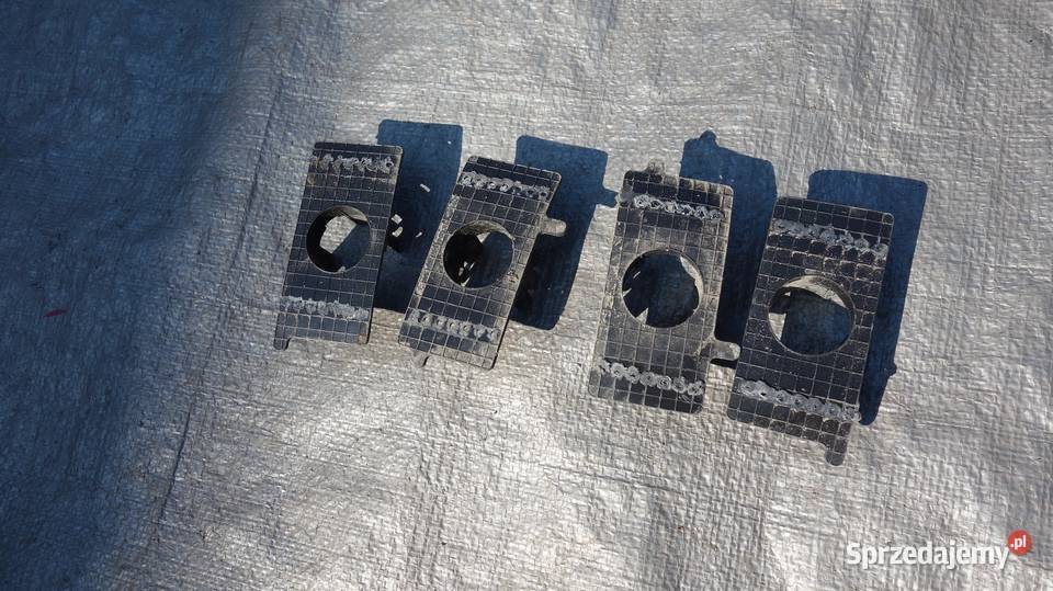 Volvo XC40 17 KOSZYK UCHWYT CZUJNIKA PDC