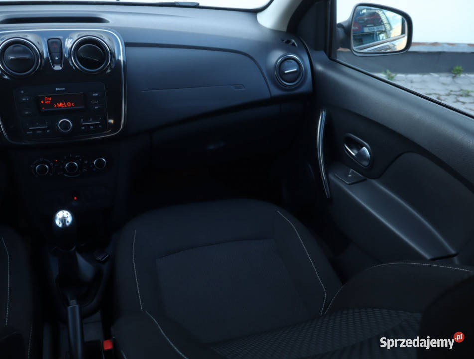 Dacia Sandero 10 SCe