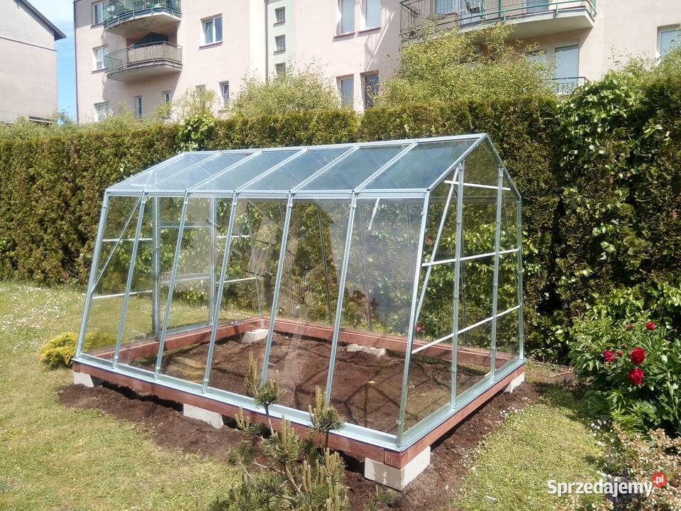 Szklarnia Laura Łobez