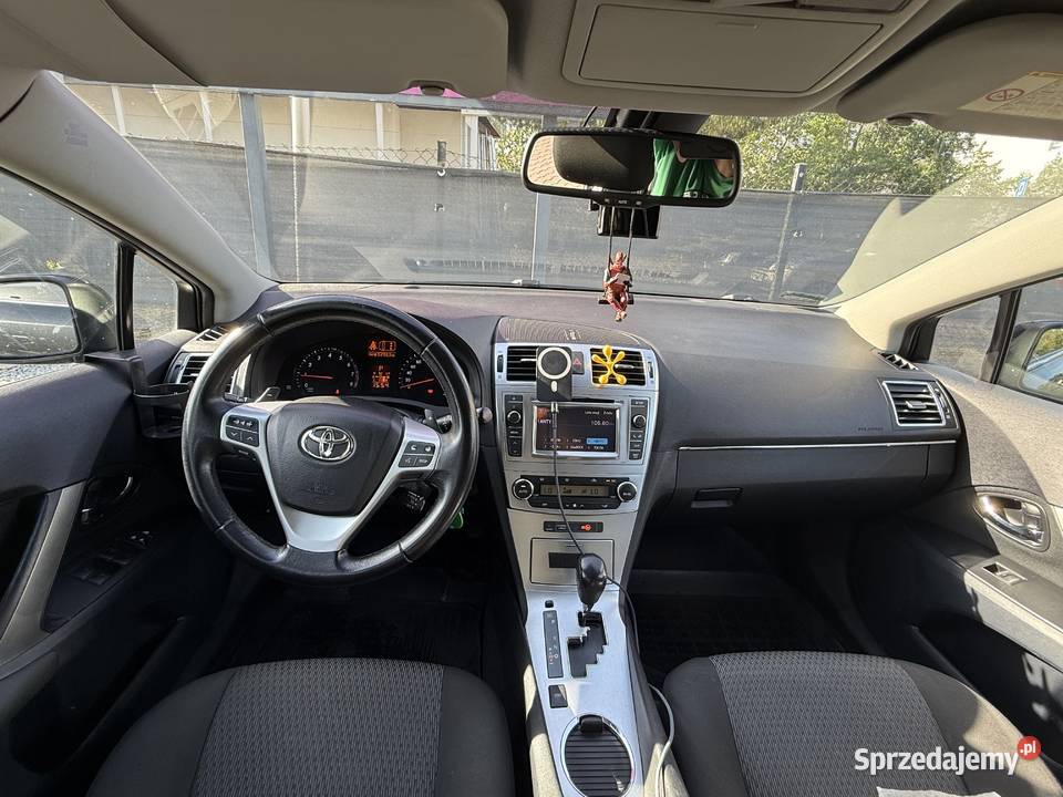 Toyota Avensis III Kombi 2012 Automat LPG Warszawa