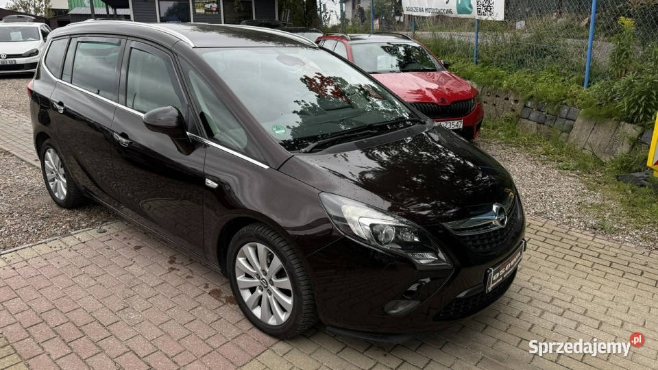 Opel Zafira 14 turbo gaz pół skóry ledy xenon czujnik deszczu Gdańsk sprzedam