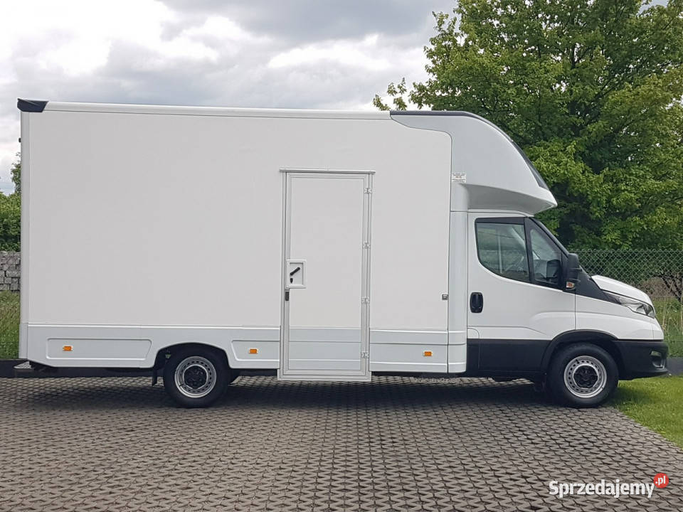 Iveco Daily KONTENER NISKOPODŁOGOWY 443x223x242 komputer pokładowy Poręba