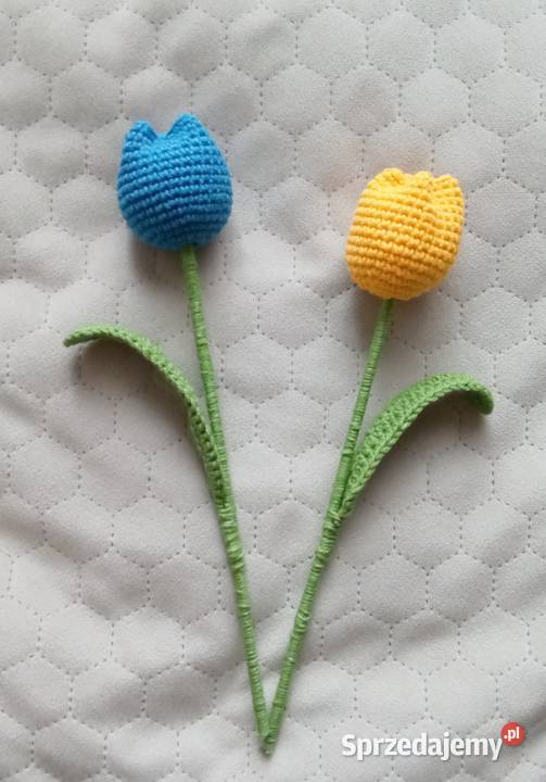 Tulipany wykonane na szydełku