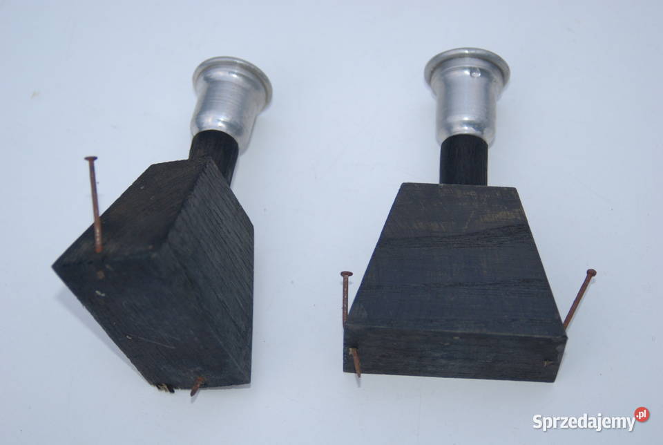 Stare przedwojenne świeczniki drewniane z Cieszyn