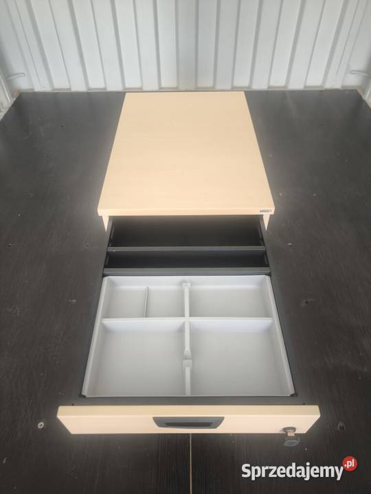 Kontenerek pod biurko Kinnarps Space 3 szuflady