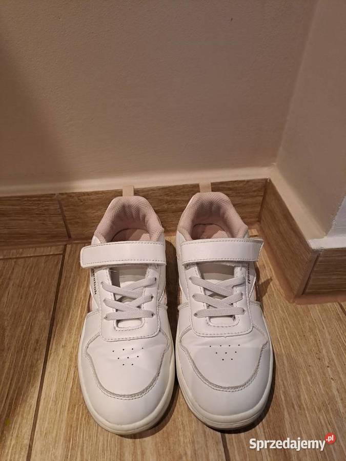 Sprzedam obuwie dziewczynki Bojanowo sprzedam