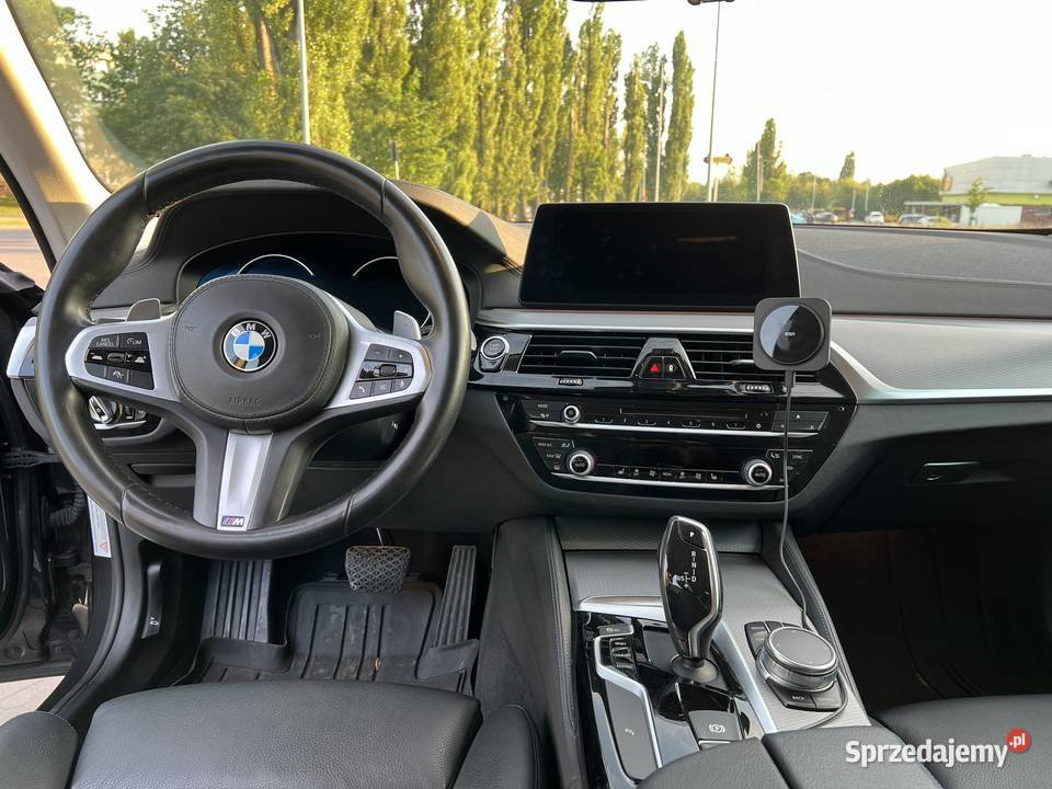 BMW 540i xDrive G31 z grudnia 2017 M pakiet przyciemniane szyby Łódź