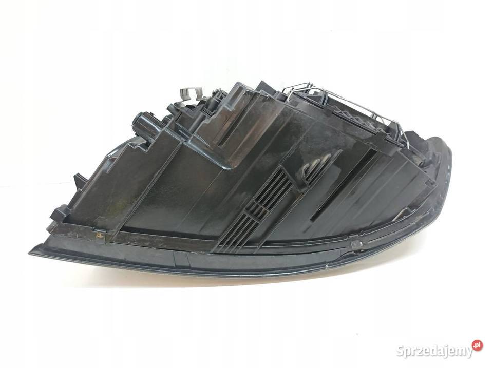 LAMPA PRZÓD PRAWA EUROPA LIFT 31265695RH Volvo Lampy przednie świętokrzyskie