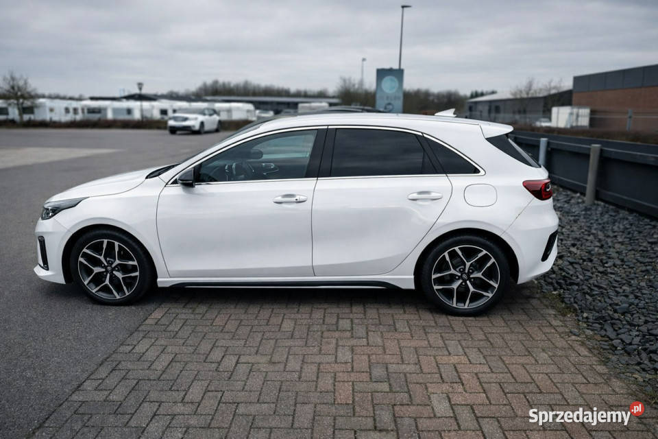 Kia Ceed III 2018 Hatchback Sadlno