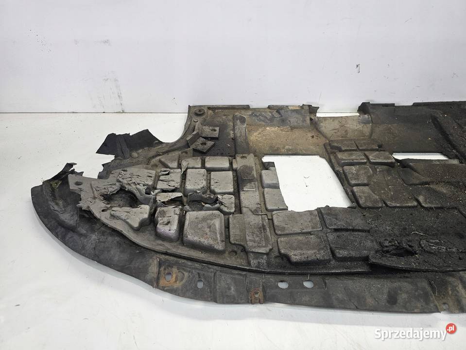 OSŁONA POD SILNIK PŁYTA AUDI A4 B7 8E0863823M osobowe Przystajń
