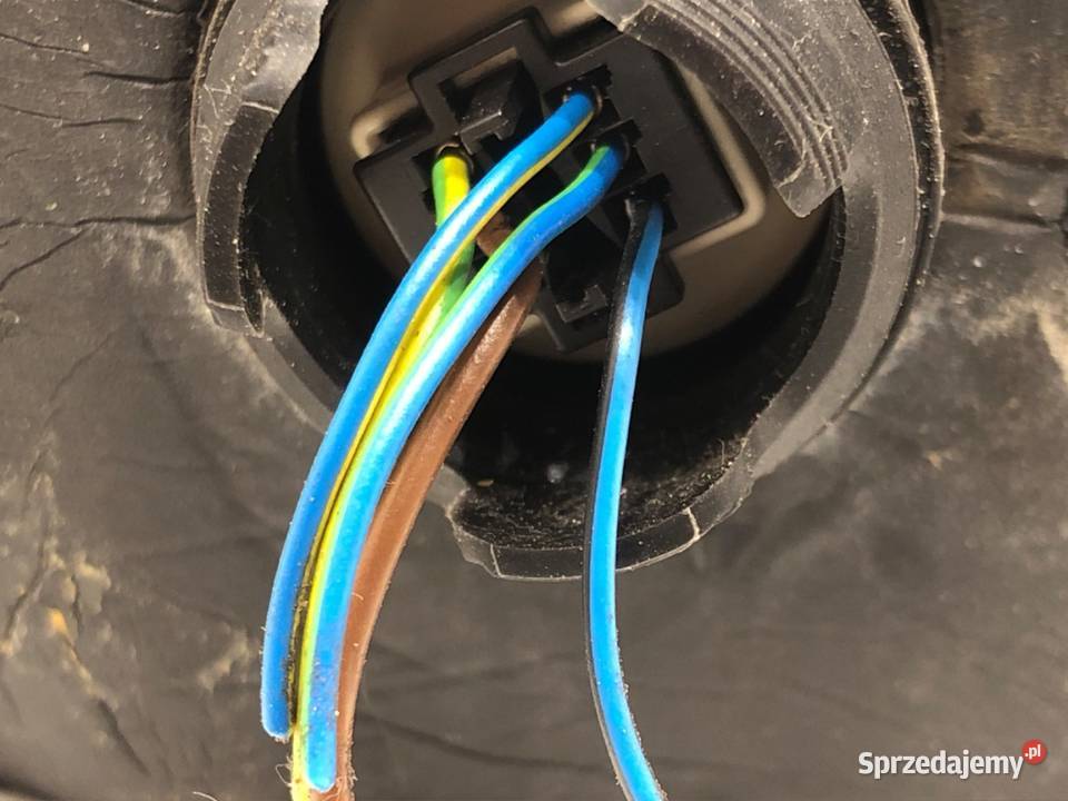 LUSTERKO PRAWY BMW E84 Crossover 0915 ZEWNĘTRZNE sprzedam