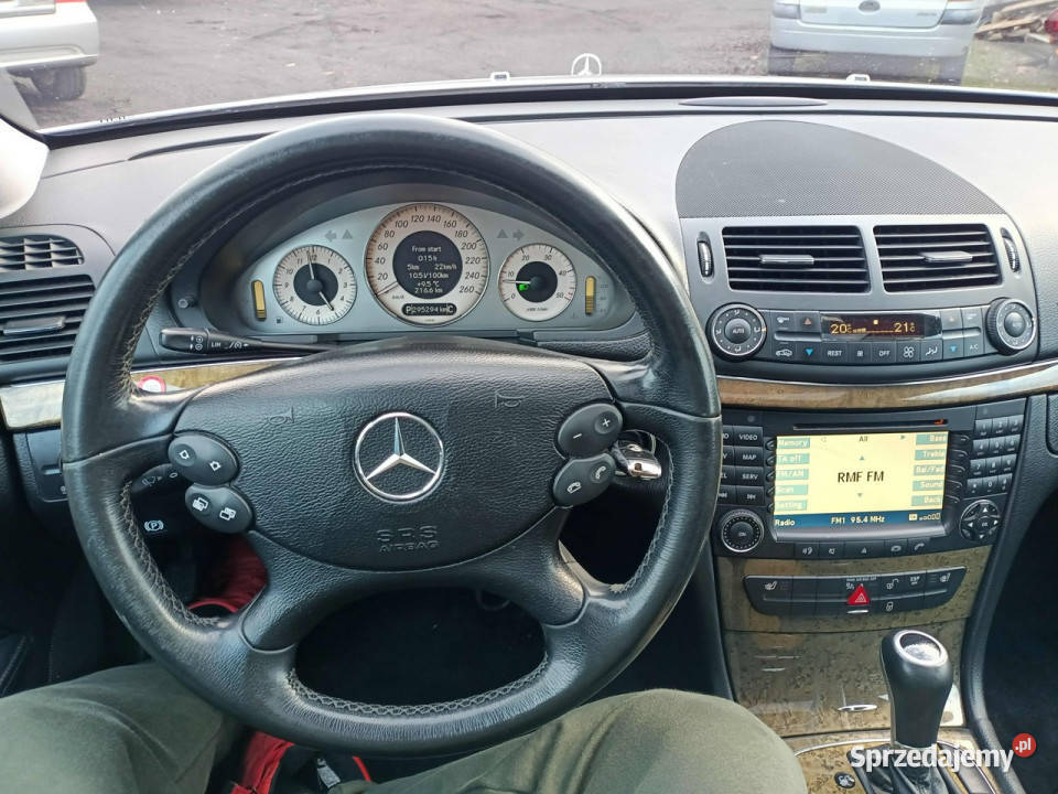 Mercedes E 320 Mercedes E klasa 30 CDI 224 07r Tarnów