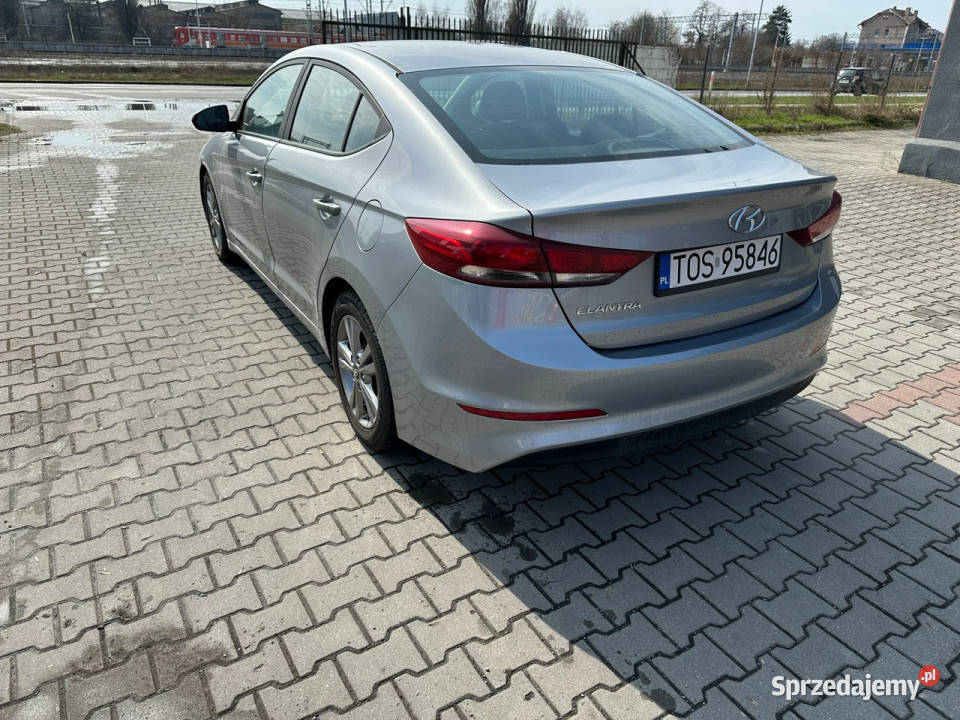 Hyundai Elantra 20B Grzane fotele Stan Idealny garażowany świętokrzyskie Ostrowiec Świętokrzyski