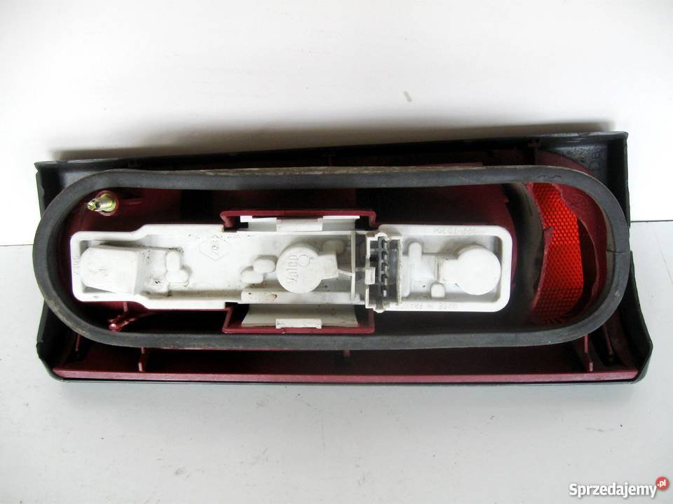 Renault EXPRES lampa tył Prawa 27 osobowe Oświetlenie zachodniopomorskie