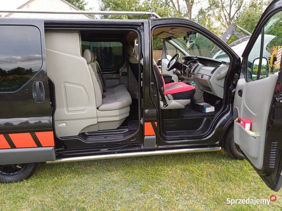 Opel Vivaro 19 CDTI Brygadówka 6 os 6 lat u mnie sprowadzony Bełchatów
