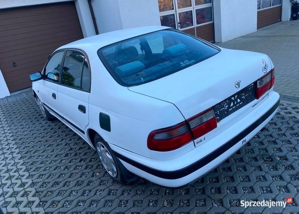 Toyota Carina 16 Toyota Corolla 14 manualna zachodniopomorskie Tanowo