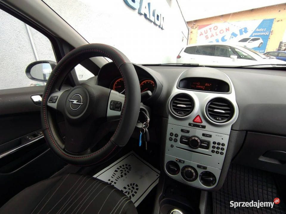 Opel Corsa Klimatyzacja wielofunkcja Isofix alu światła przeciwmgielne Racibórz