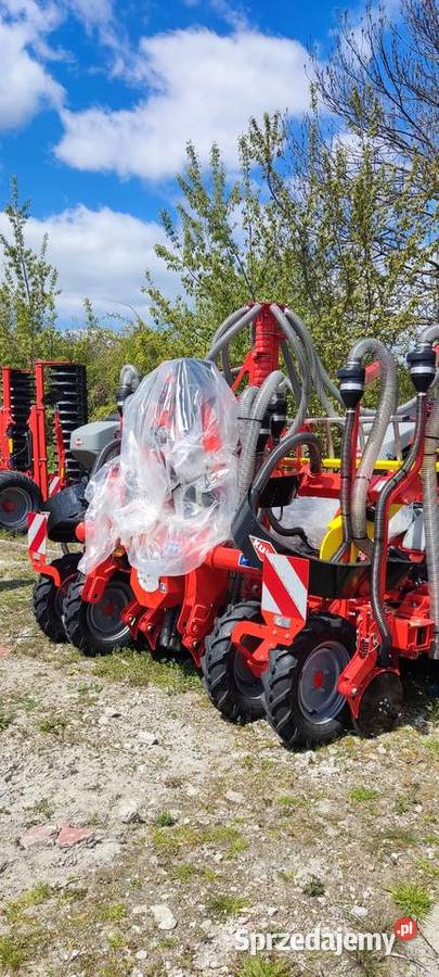Siewnik punktowy pneumatyczny KUHN MAXIMA 3 TIL lubelskie Chełm