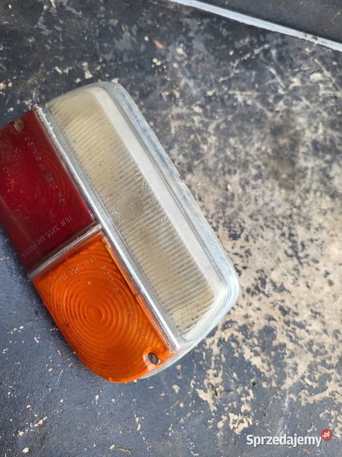 LAMPA TYŁ FIAT 1500 C Rybnik