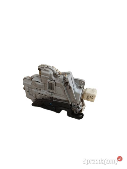 Zamek drzwi lewy Audi A4 B7 A3 8P Seat Exeo Centralne zamki