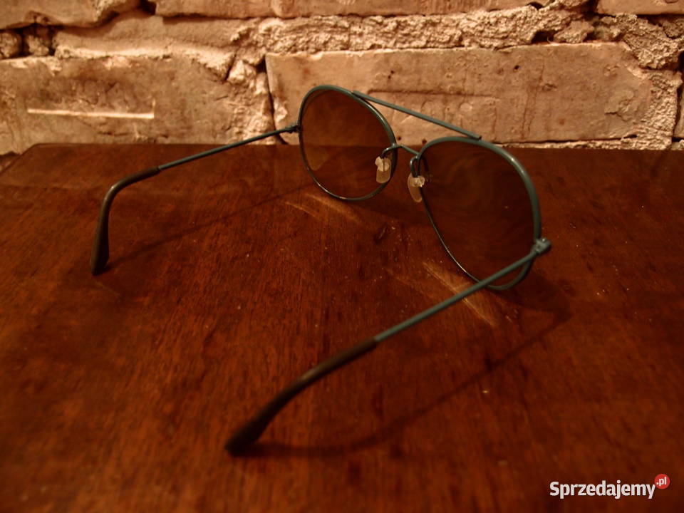Stylowe Okulary przeciwsłoneczne okres PRL łódzkie Łódź